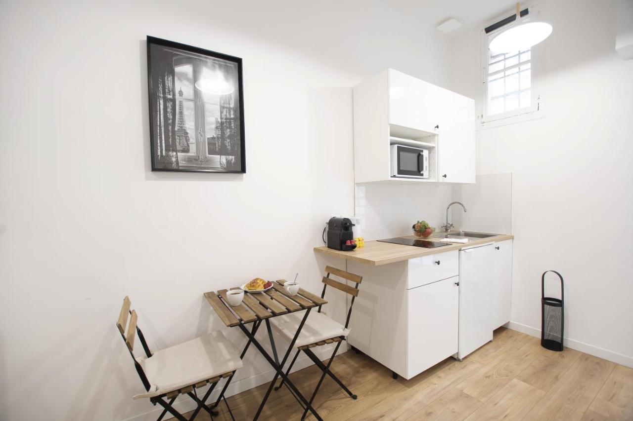 Great Studio Near The Eiffel Tower Paris Exterior foto
